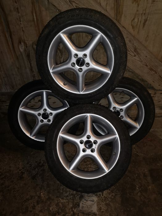 Jante de aluminiu cu anvelope 205/55/16