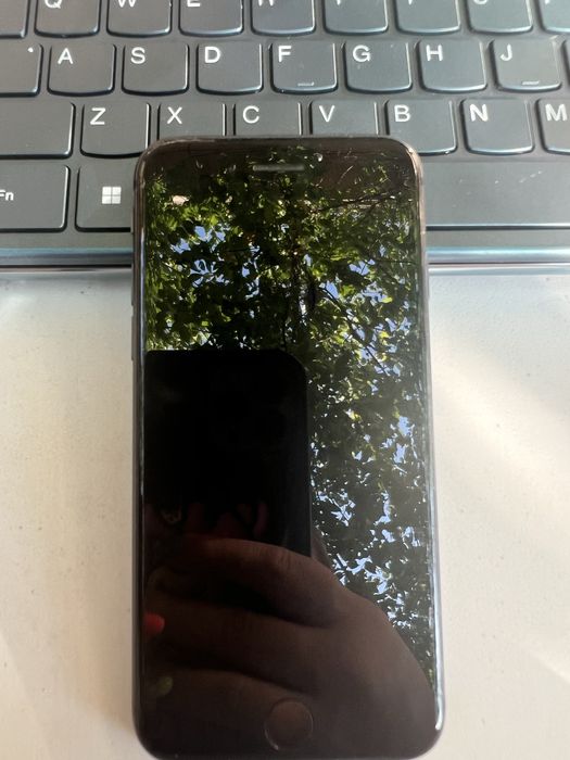 Iphone 8 liber de retea