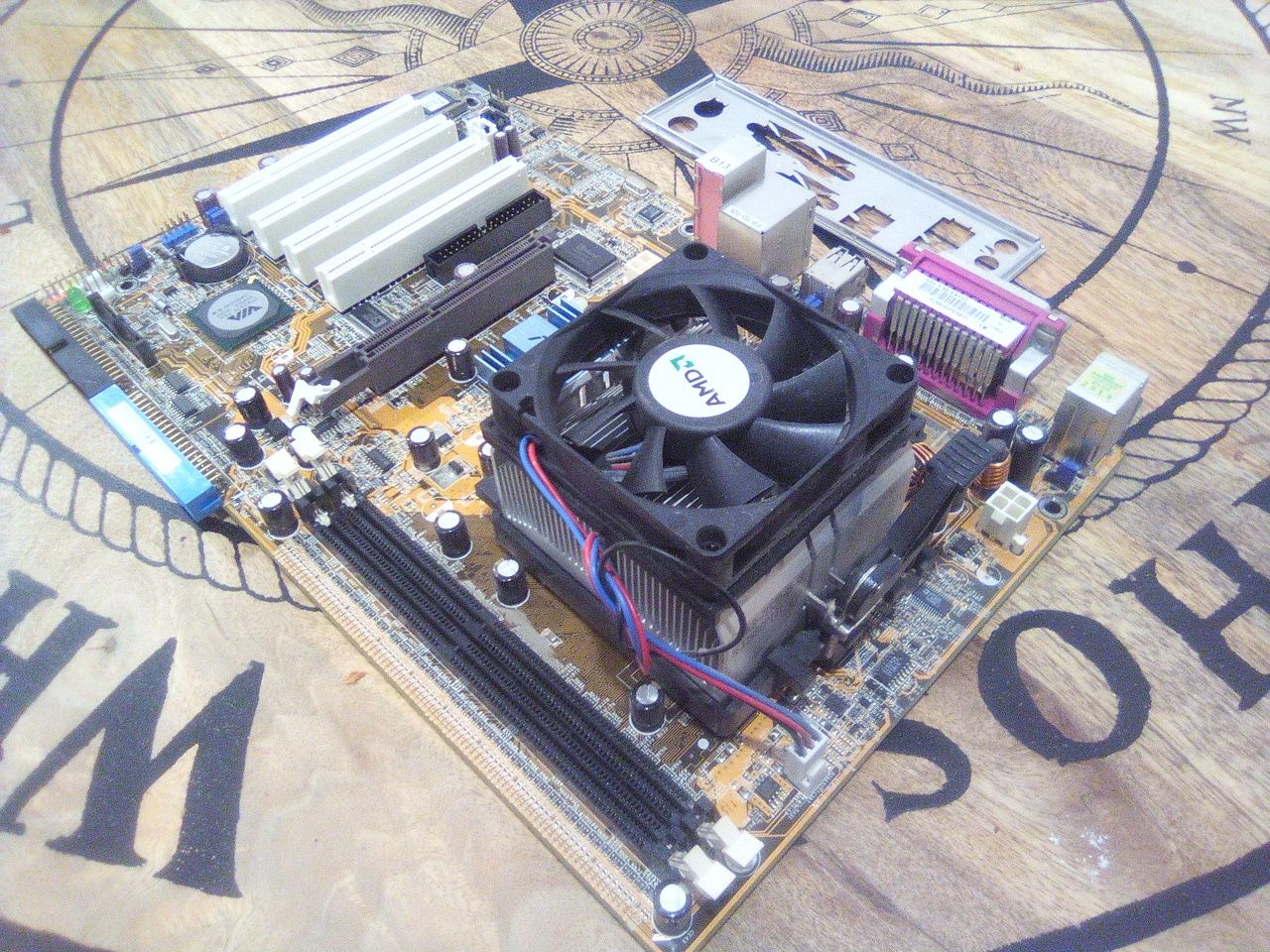 4 placi și procesoare la prețul unui cooler (socketul 754 și DDR-1)