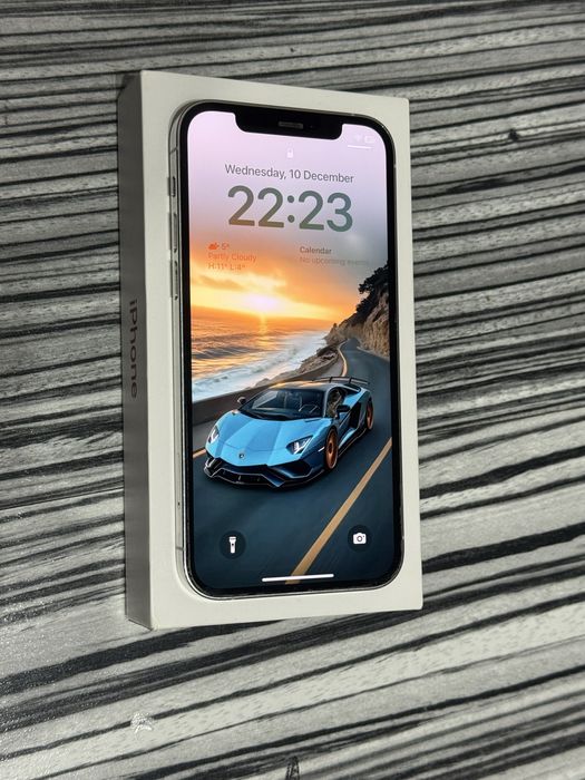 Iphone 12 pro baterie 76%