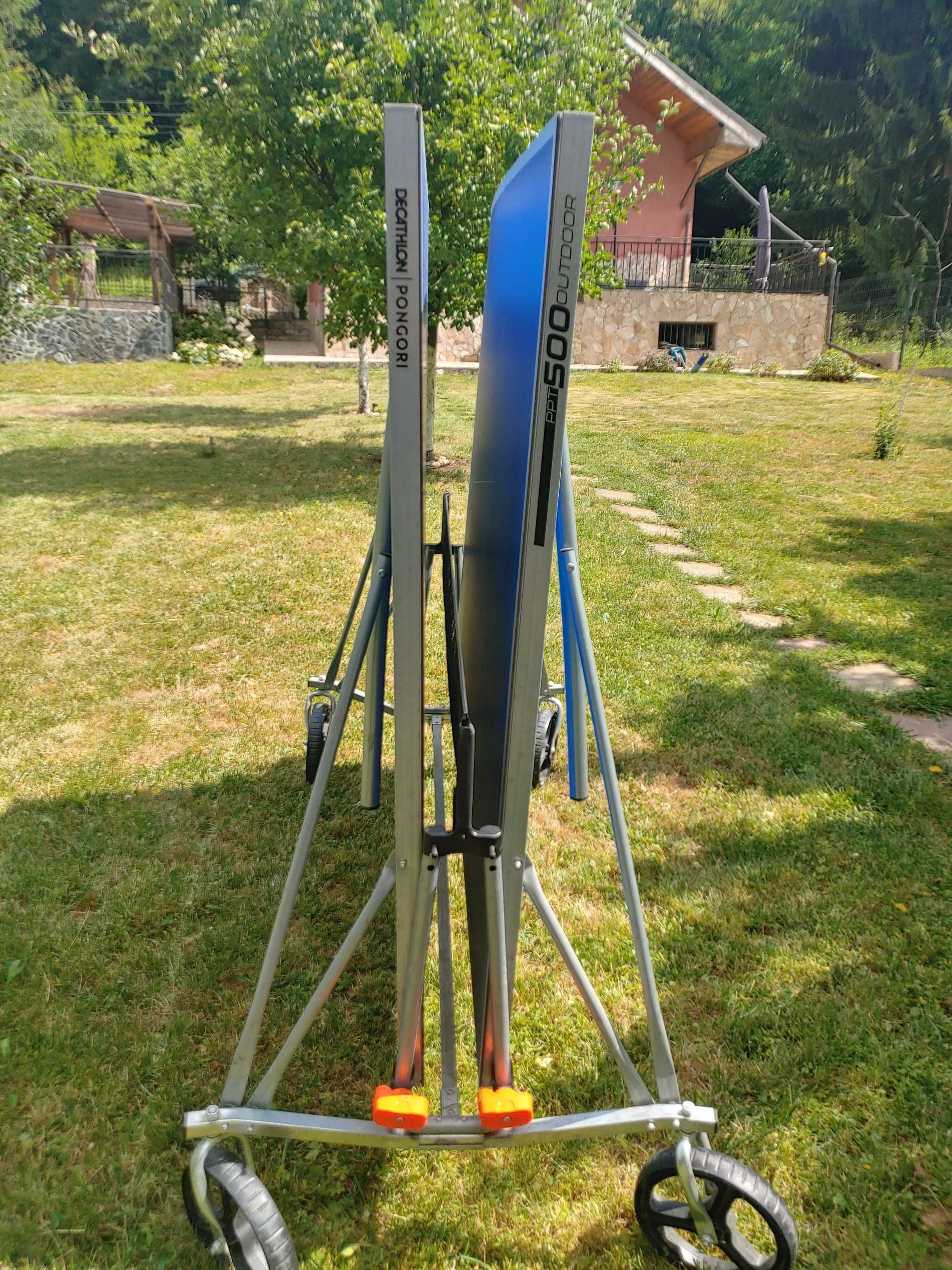 Продавам тенис маса за игра на открито PONGORI PPT500