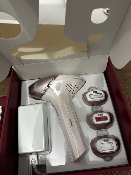 Epilator IPL Philips Lumea Seria 9000 BRI958/00, 450.000 de impulsuri