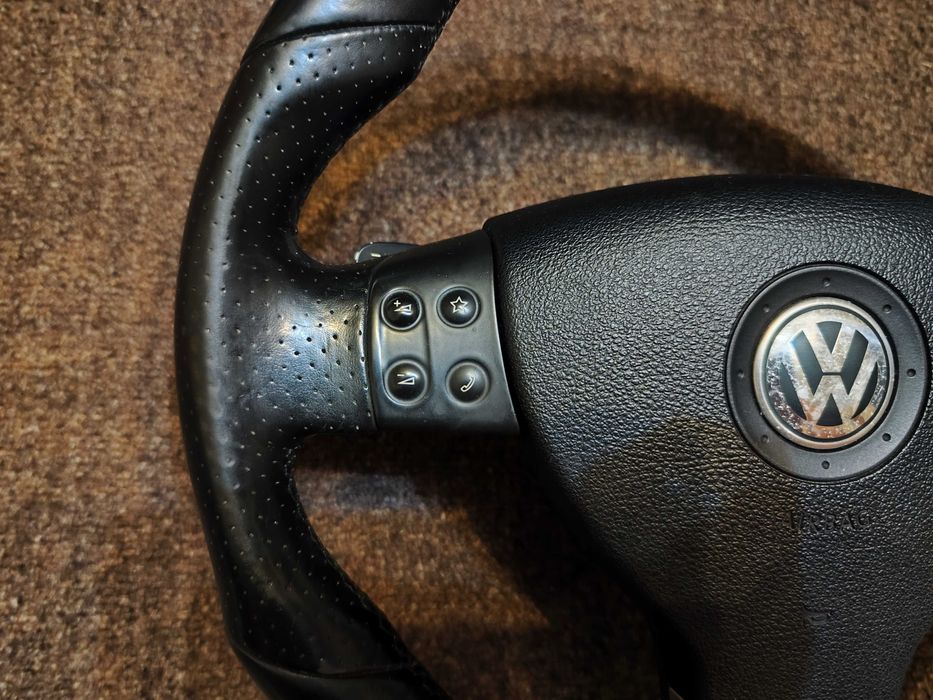 Golf 5 GTI Мултиволан с airbag