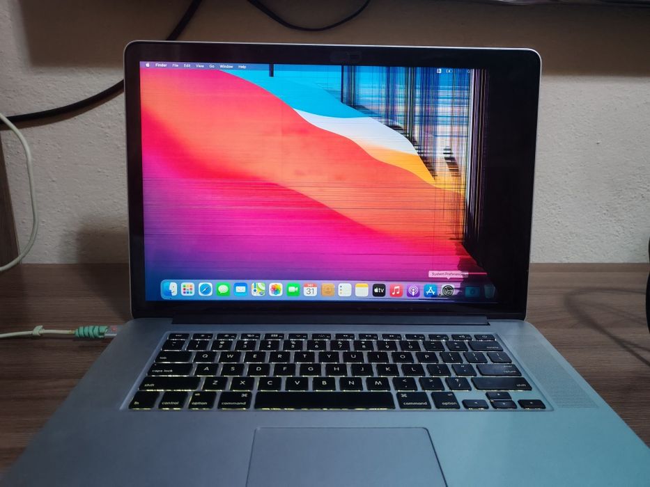 MacBook Pro 256 gig