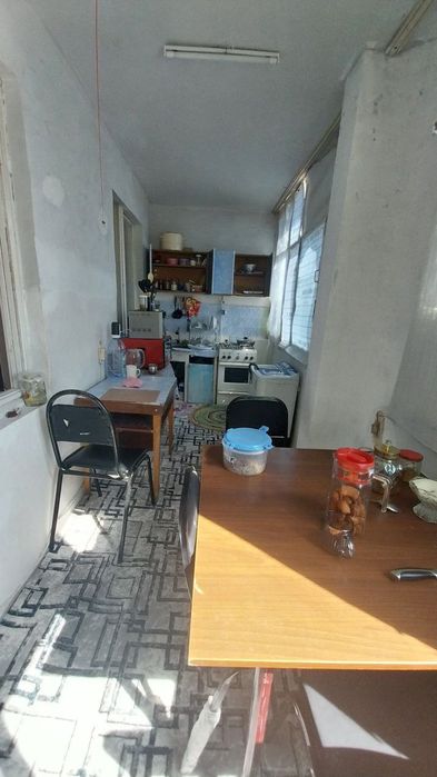 Navoiy shahrida 1 xona 2 xona qilingan uyimiz arzon narxda sotiladi