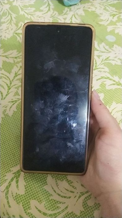 Телефон Techno pova 6