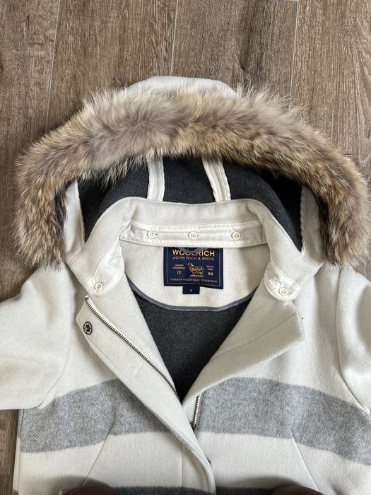 Haina/ Jacheta/ Palton Woolrich