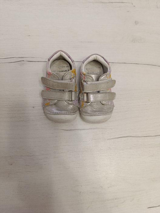 Детски обувки за прохождане