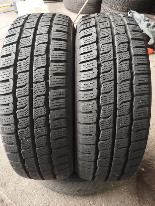 2 buc semi noi 215 65 16C Kumho iarna dot2024