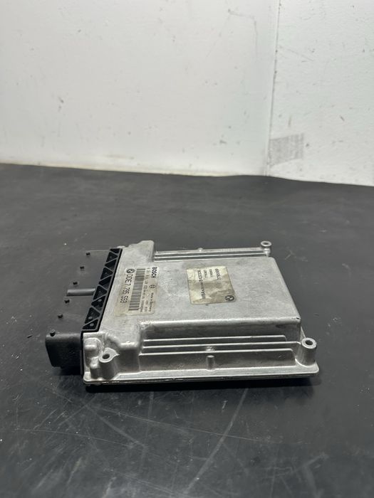 Calculator ECU motor BMW Seria 5 E60 E61 525d 2.5 diesel 7795553