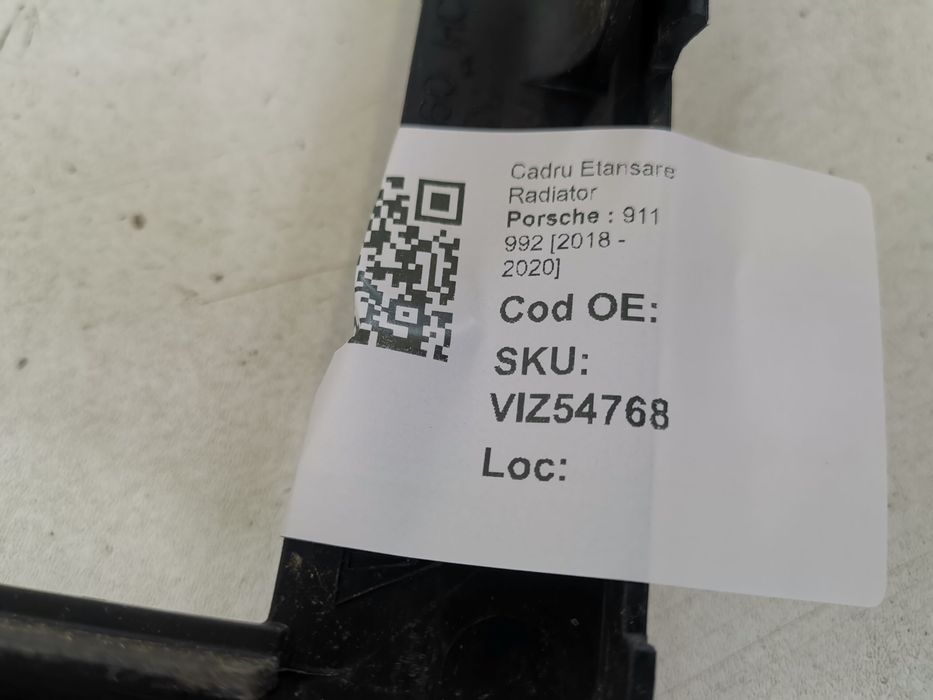 Порше 911 / Porsche 911 Оригинален уплътнителен радиаторен корпус в до