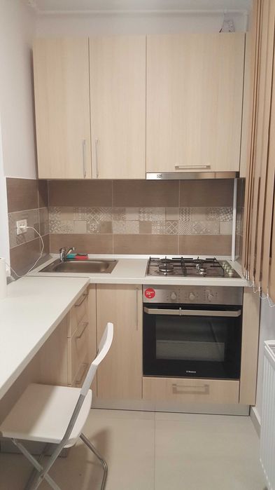 Proprietar Inchiriez Garsoniera Militari Residence