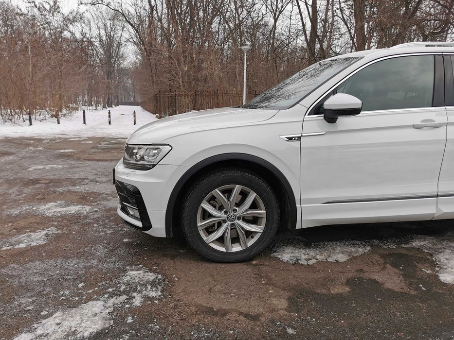 2017 Volkswagen Tiguan 4X4 MK2 TDI 2.0 Litri 190 cai RLine 19 inchi