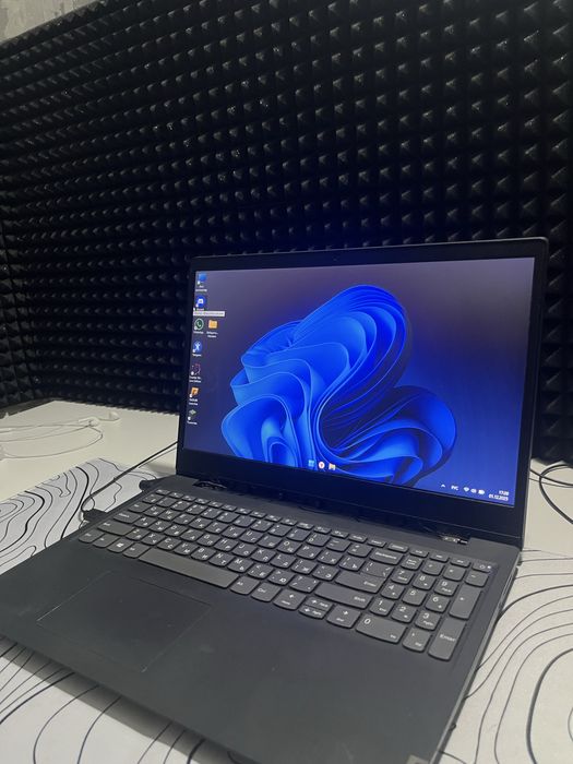 Продам ноктбук lenovo