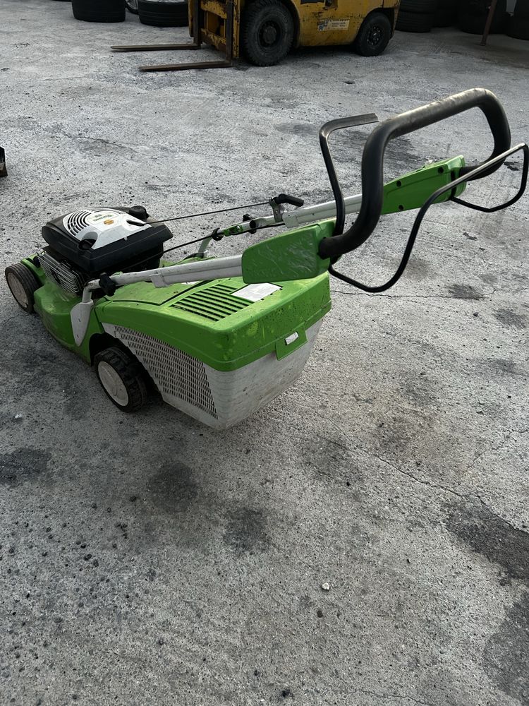 Бензинова косачка Viking MB448T