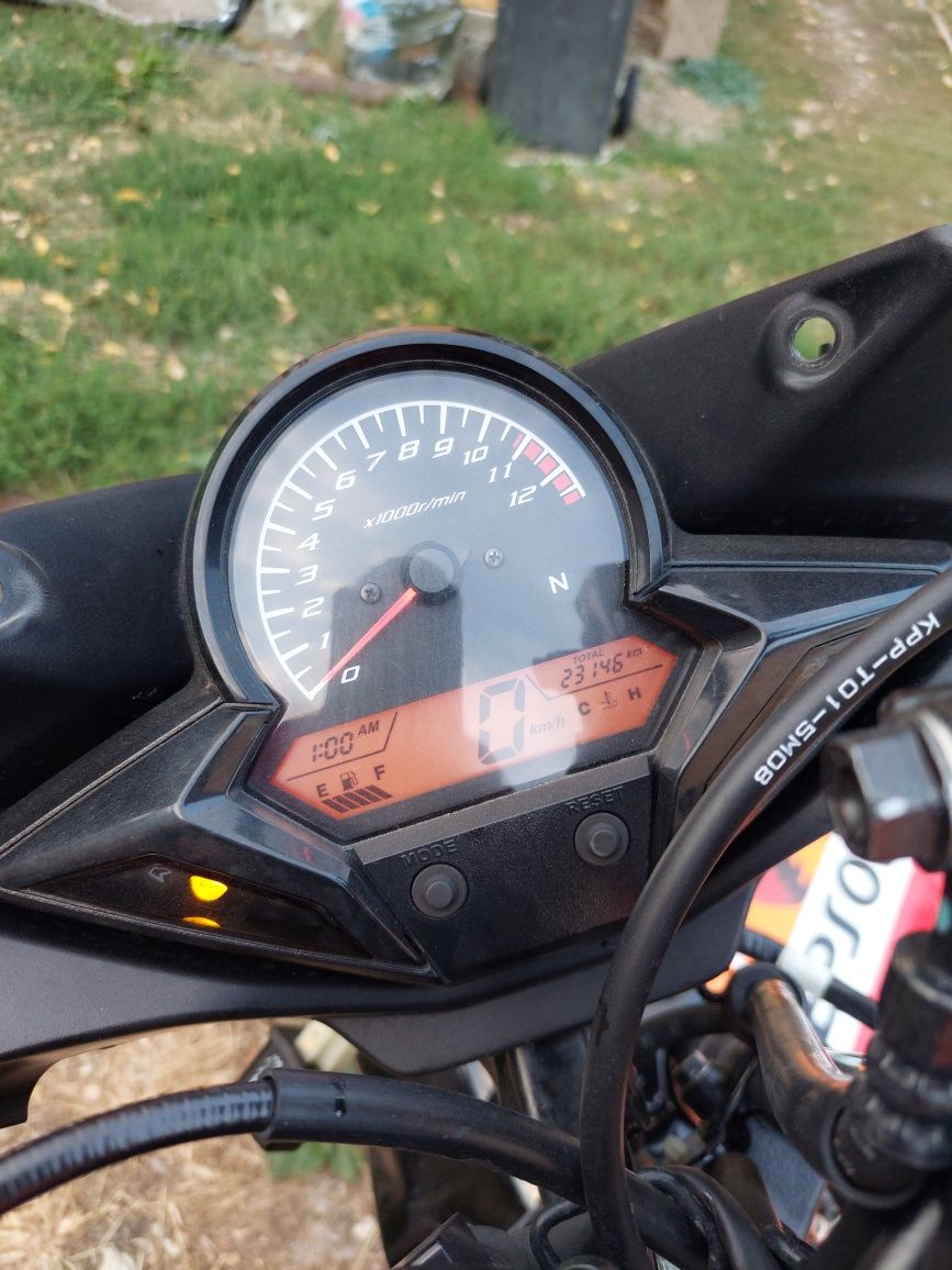 Vand Bord Honda CBR 125    2015