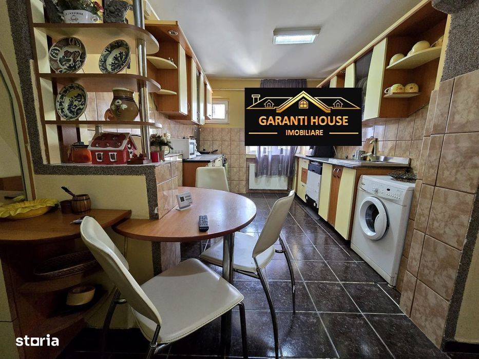 Bd. Traian, apartament cu 3 camere, semidecomandat, 74 900€ negociabil