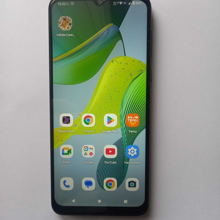 Чисто НОВ! Motorola moto E13