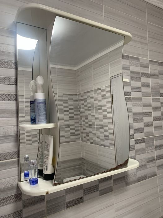 зеркало для ванной комнаты