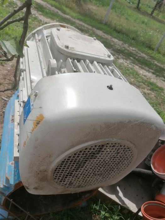 Motor electric trifazic  30 kw 1470 rotatii și 132 KW