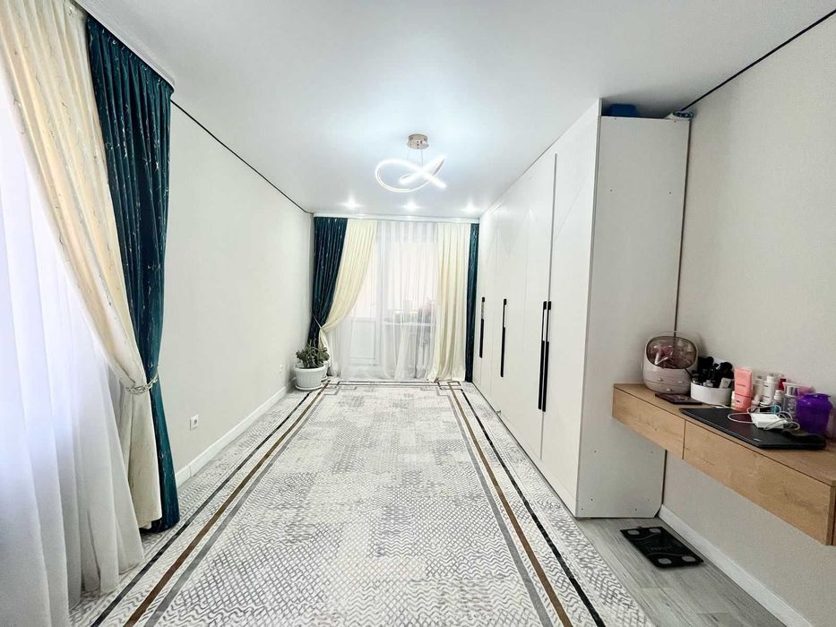 3-комнатная квартира в 6 микр ][