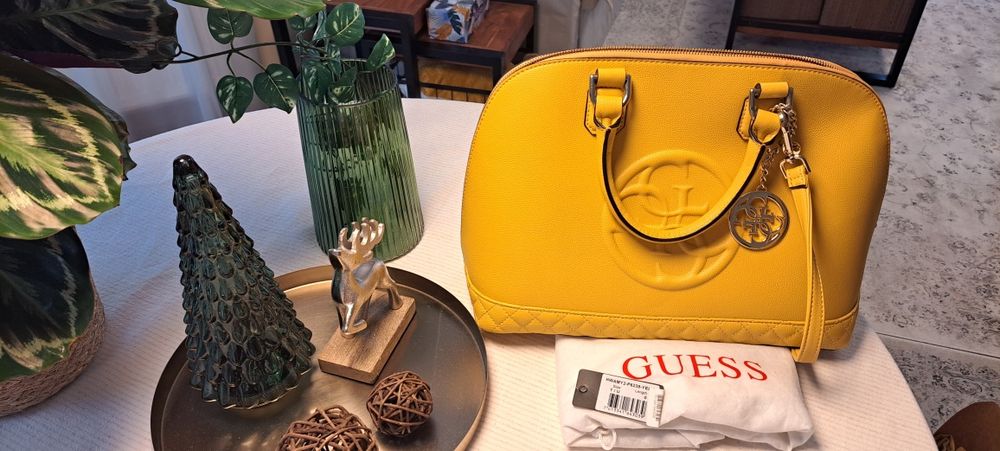 Geanta Guess galbena