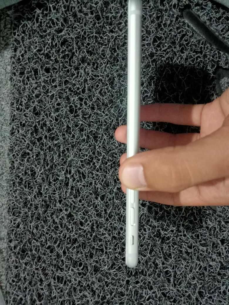 iPhone 6s plus srochna!