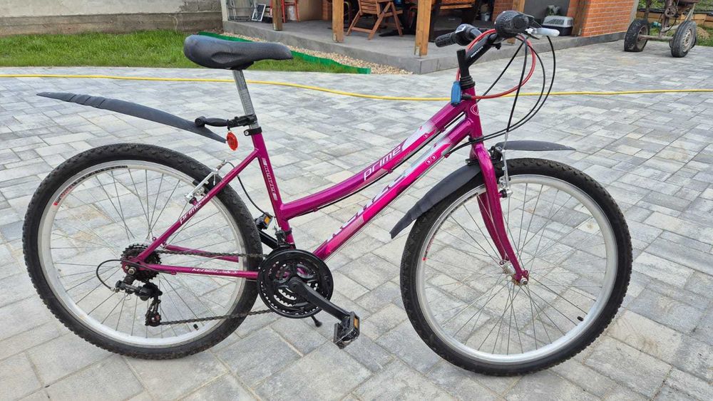 Bicicleta cu roti de 24" In stare exceptionala.