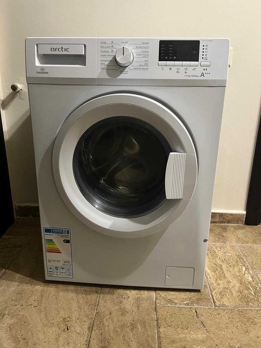 Mașină de spălat rufe ARCTIC