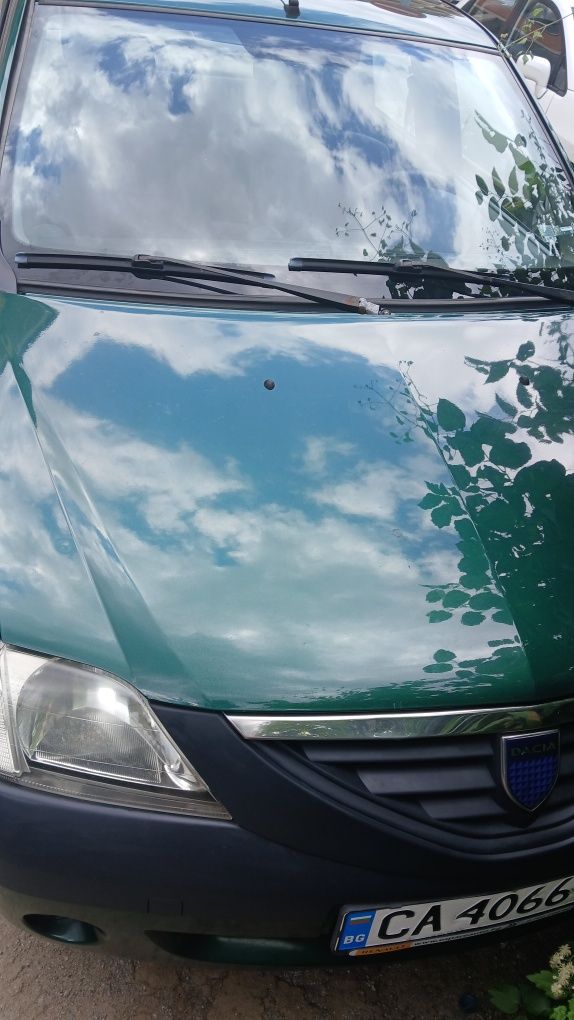 Кола Dacia logan 4500лв