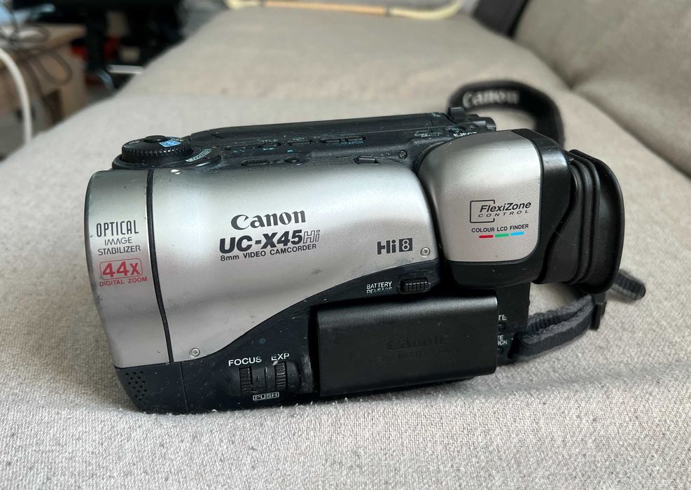 Canon UC-X45HiE cameră video Hi8 cu baterie, funcțională, vintage