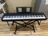 Yamaha P-45 дигитално пиано + стойка + педал M-Gear