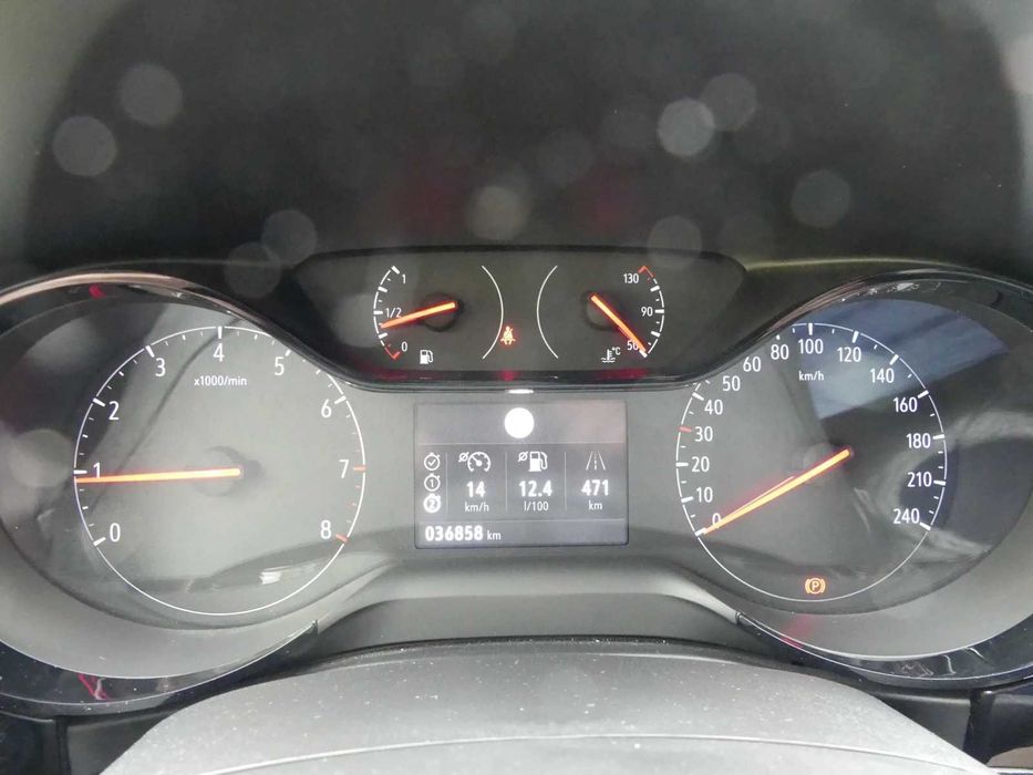 Продавам Opel Corsa Comfort 1.2 Бензин от 2020 на 38 хиляди километра
