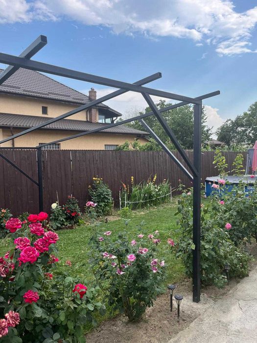 Constructii structura la sol pentru Panouri Fotovoltaice