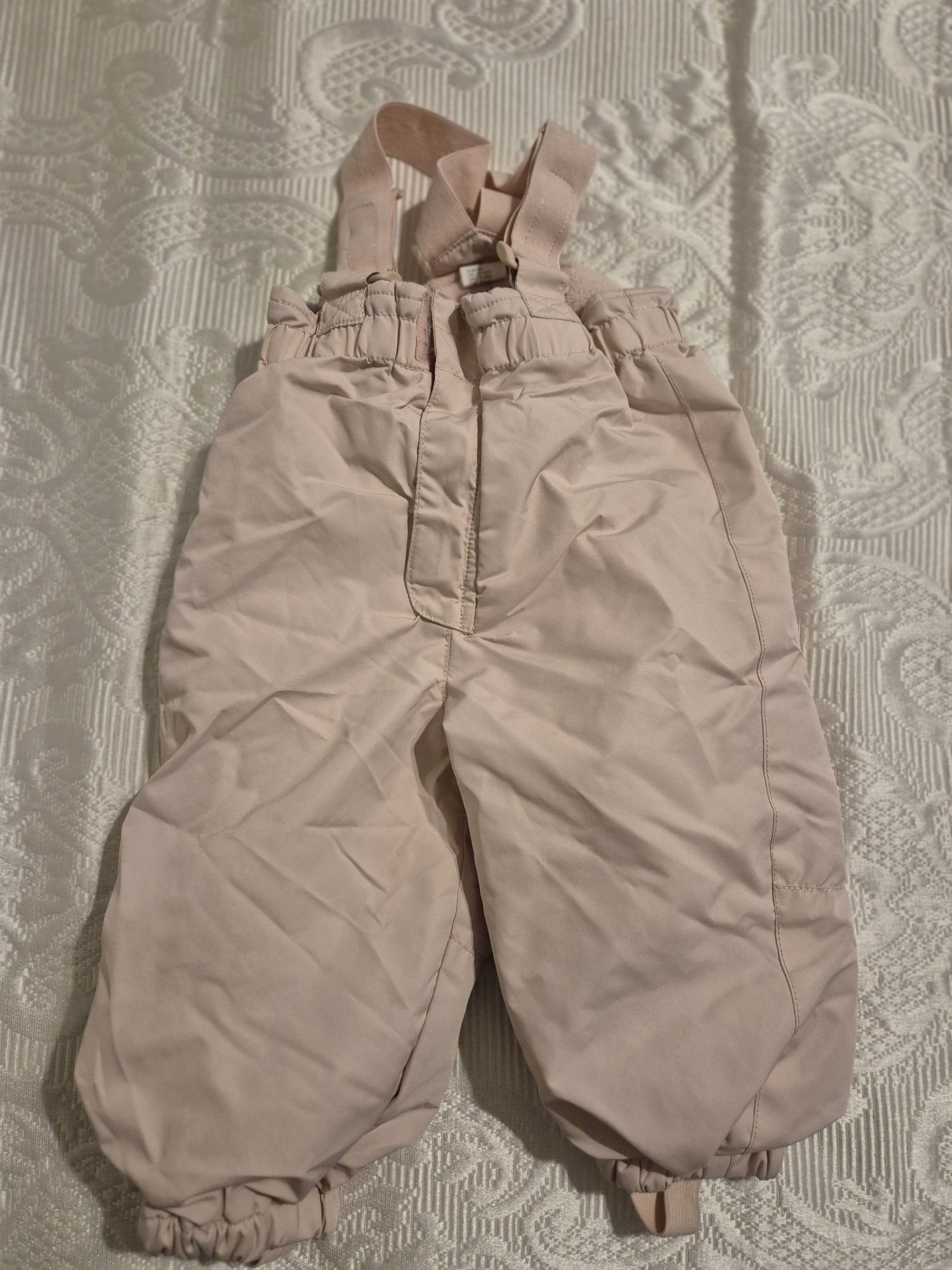 Зимно яке и панталон  80см,H&M
Цена:30лв