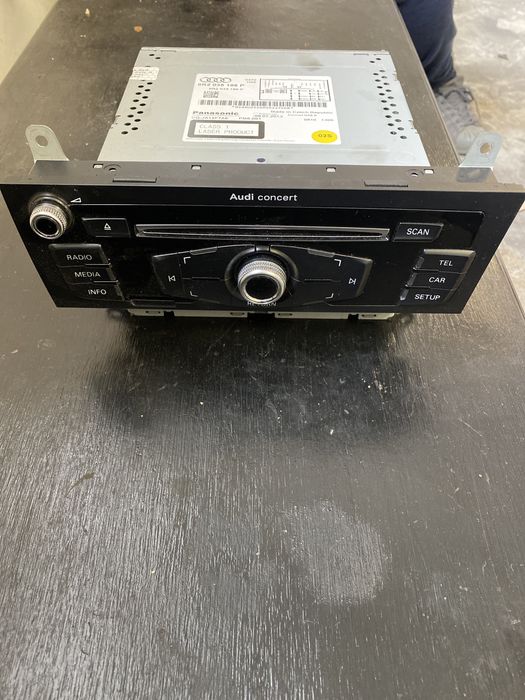 Radio cd audi concert facelift Audi a4 b8 a5 q5 8r1035186g