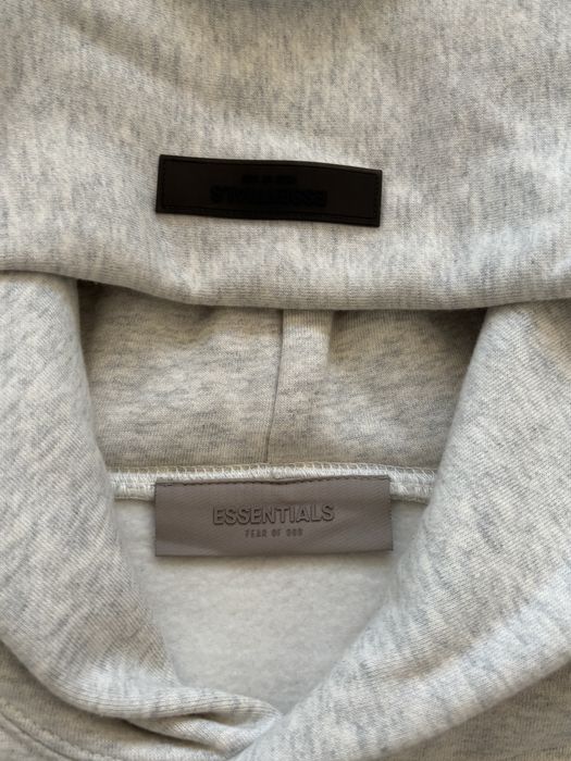 Essentials екип - Light Oatmeal