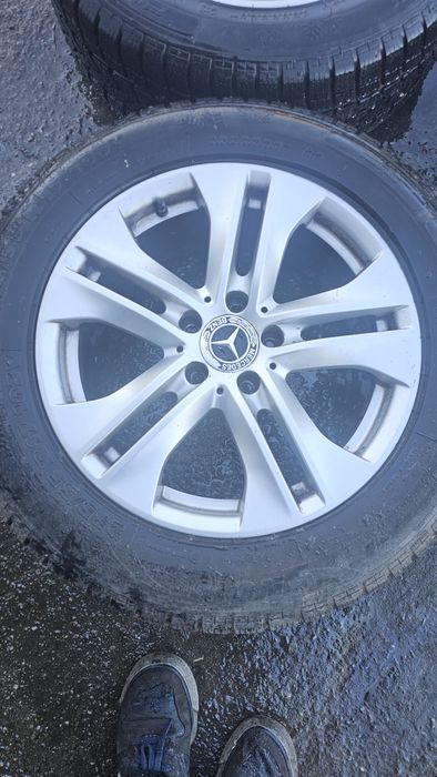Jante Mercedes R17 A20740106 7.5J ET 45 E class W212 W204 CLS W218