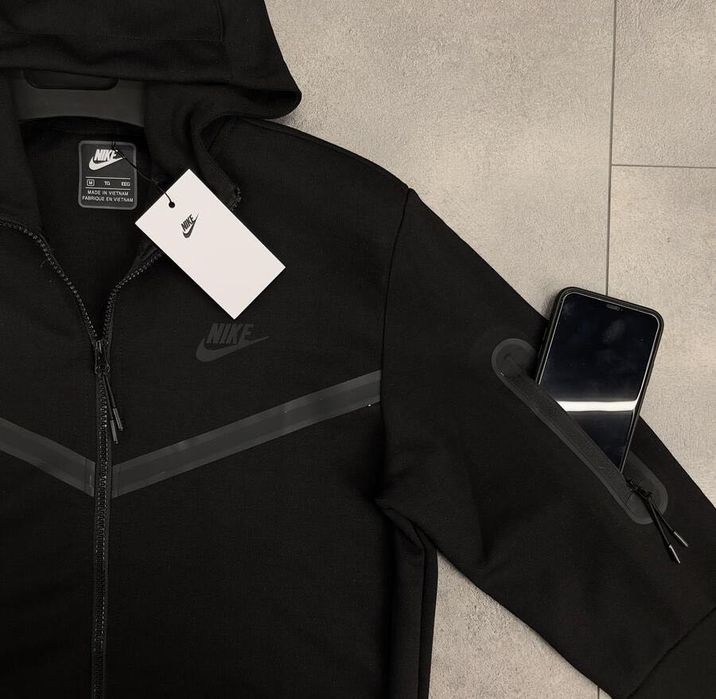 Nike Tech Fleece