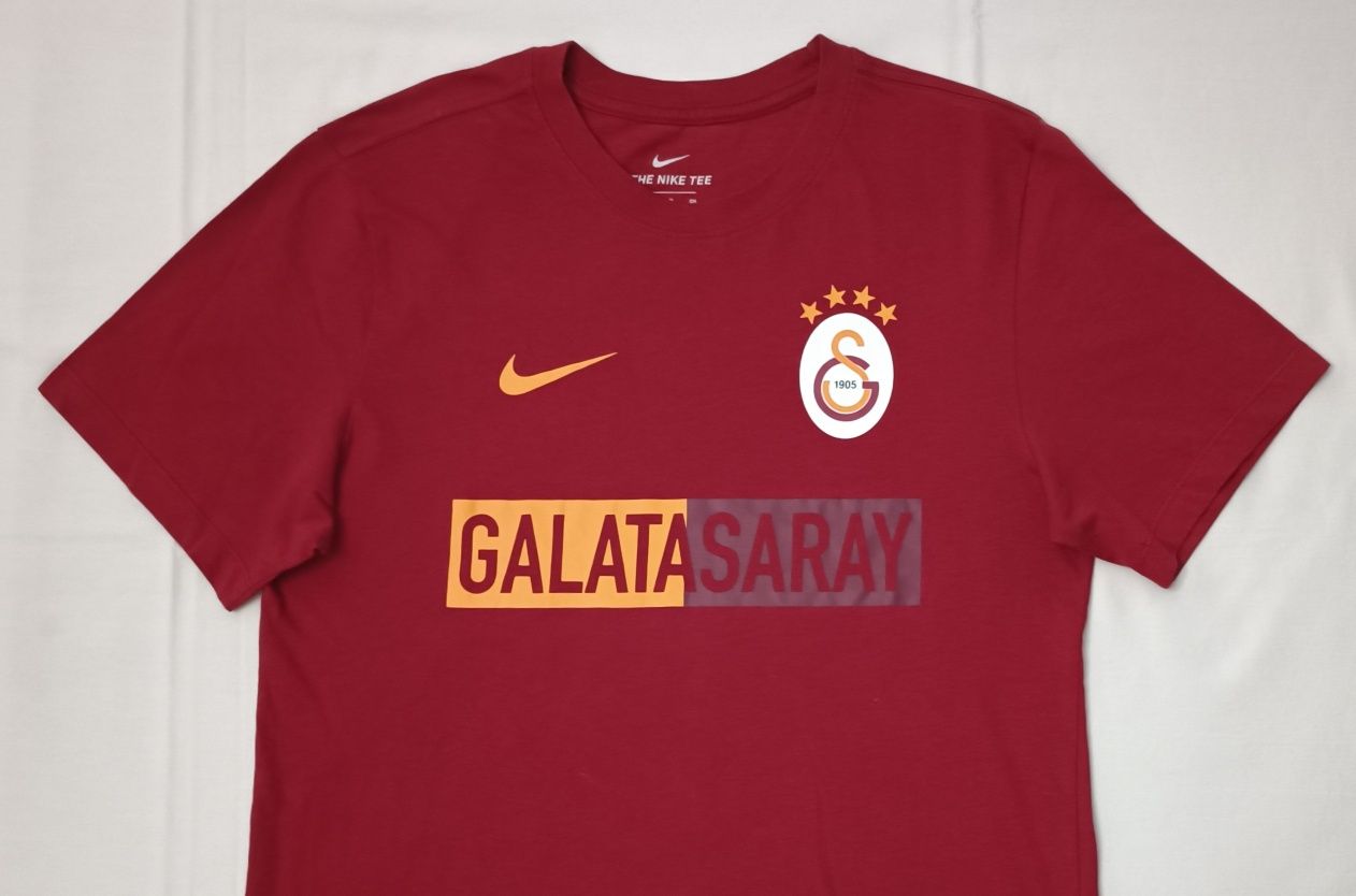 Nike Galatasaray Shirt оригинална тениска S Найк Галатасарай фланелка
