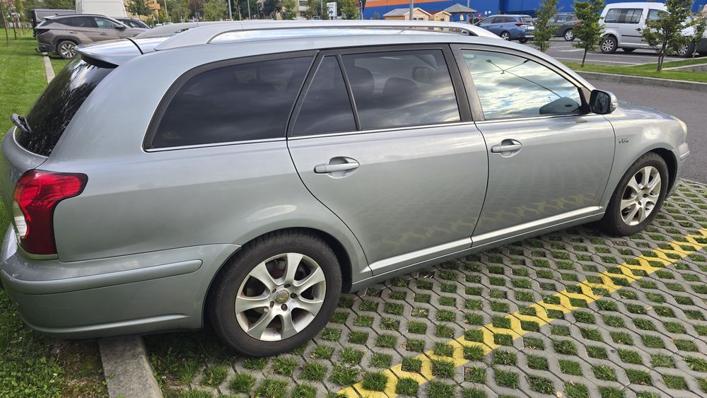 Toyota Avensis 2 Combi