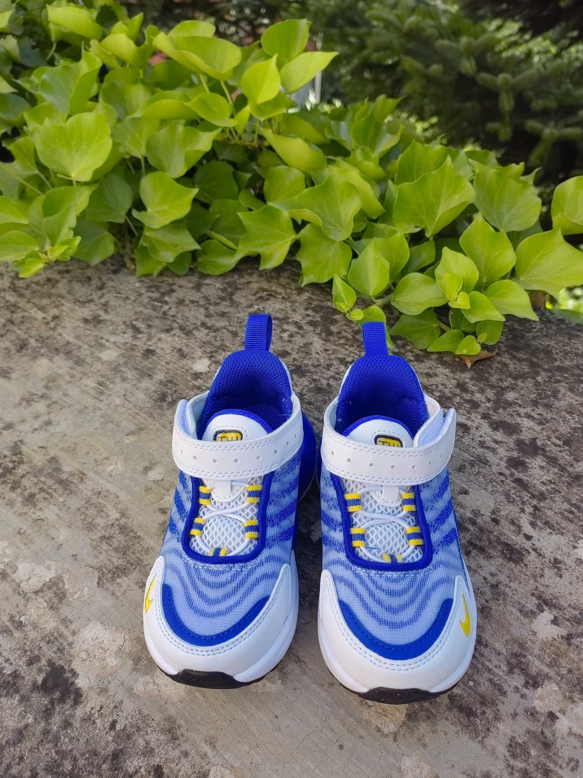 Нови! Детски маратонки Nike Air Max TW