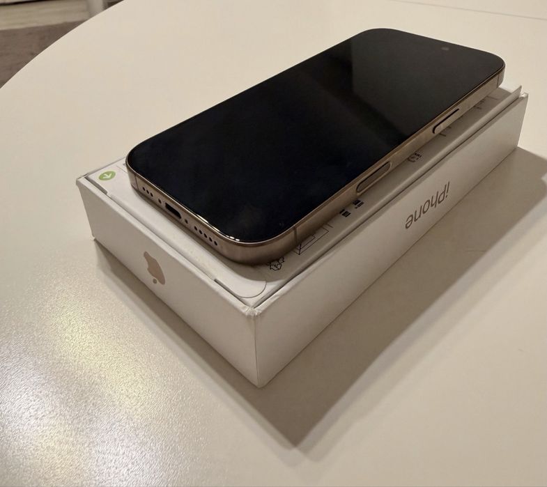 Iphone 16 pro max desert titanium garantie