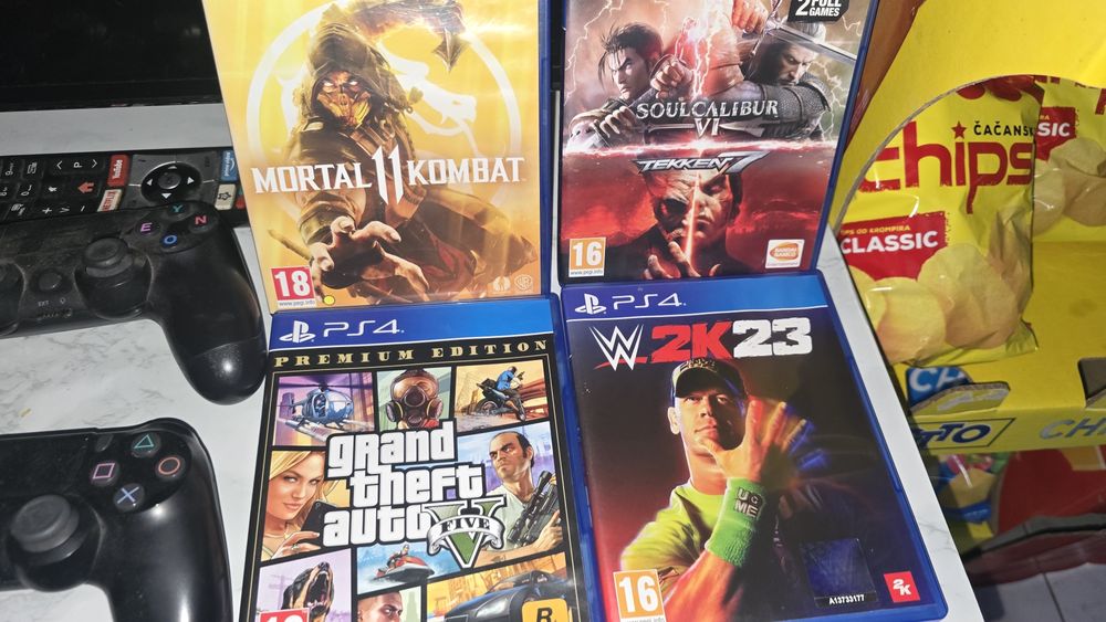 Playstation 4 pro 4 джойстика PS4 PRO