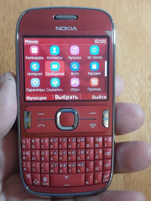 Новый Nokia Asha 302