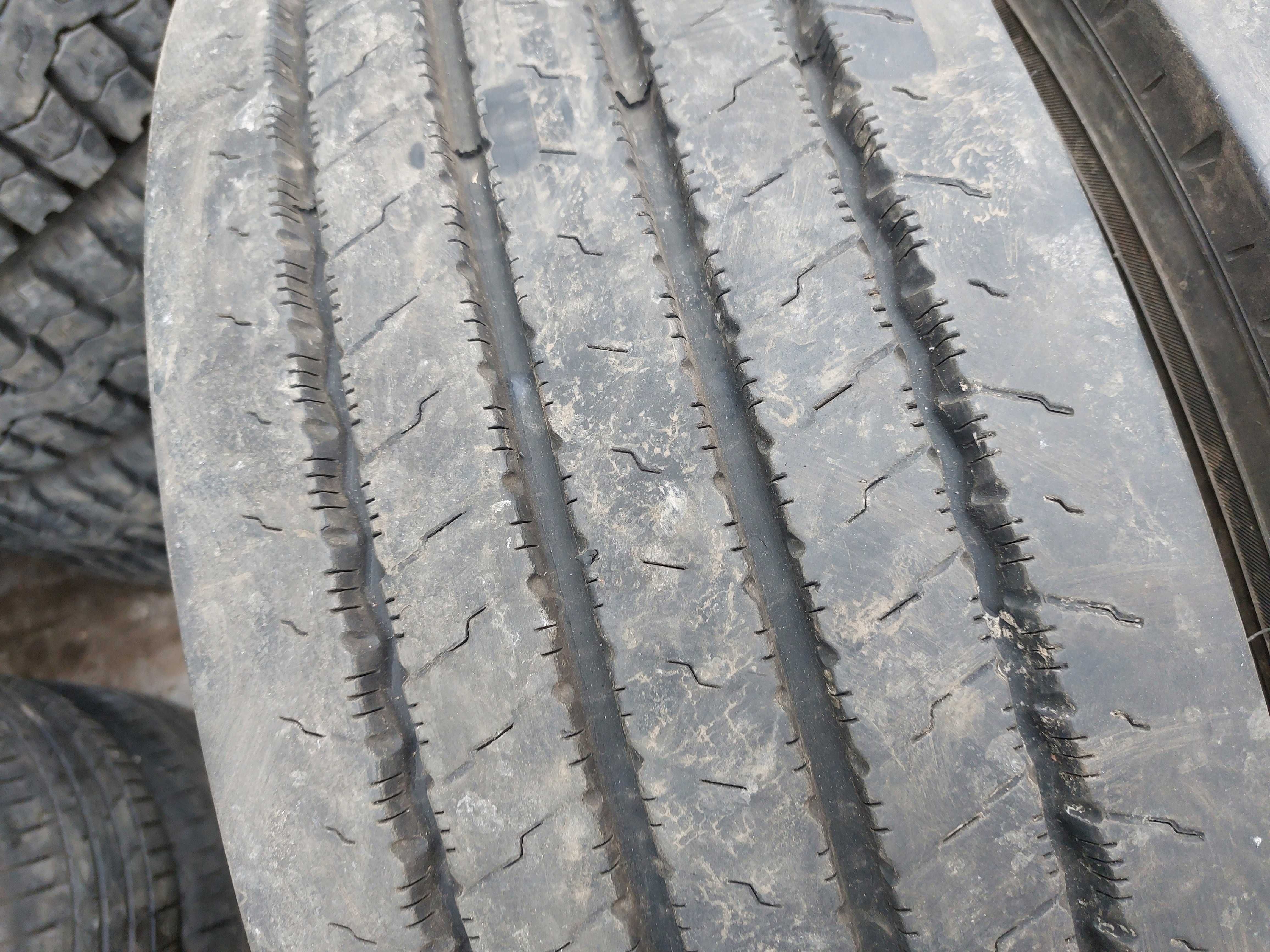 2бр.зимни PIRELLI 305/70/22.5 152L