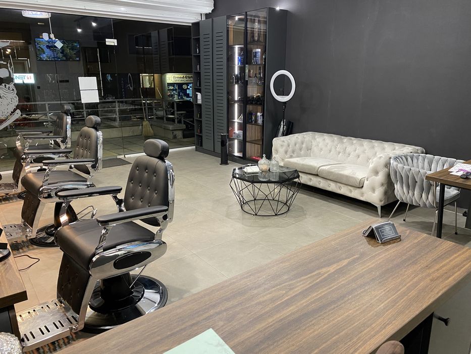 Работещ бизнес - бръснарница фризьорски салон