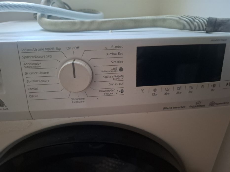 Vând Mașină de spălat cu uscător  8 kg , 5 uscare !!