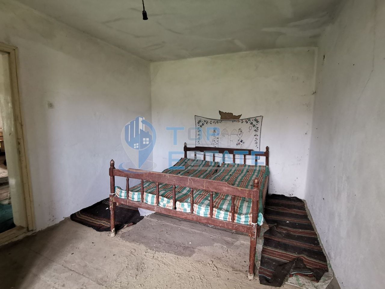 Продава се Къща в с. Вързулица, Област Велико Търново - 100 кв.м за 118 €/кв.м - Снимка #2