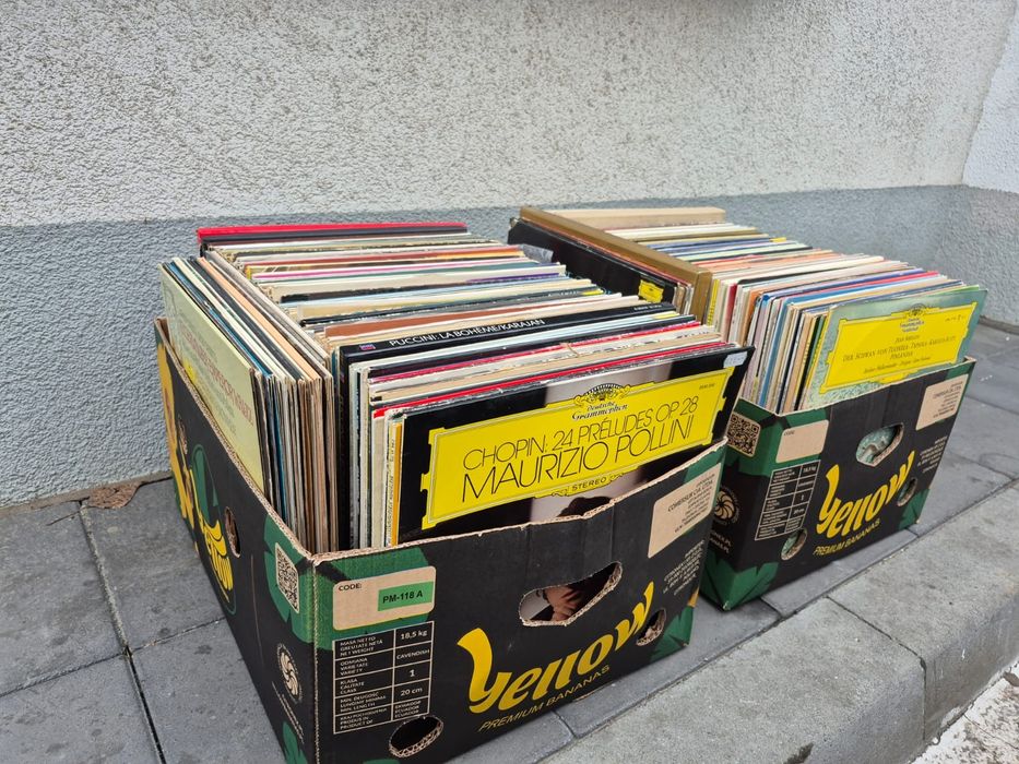 Vând colecție uriasa de 8000 mii Discuri Vinil cu muzica clasica mixt
